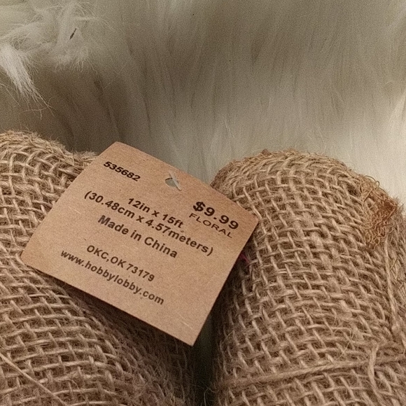 Burlap - Picture 2 of 3